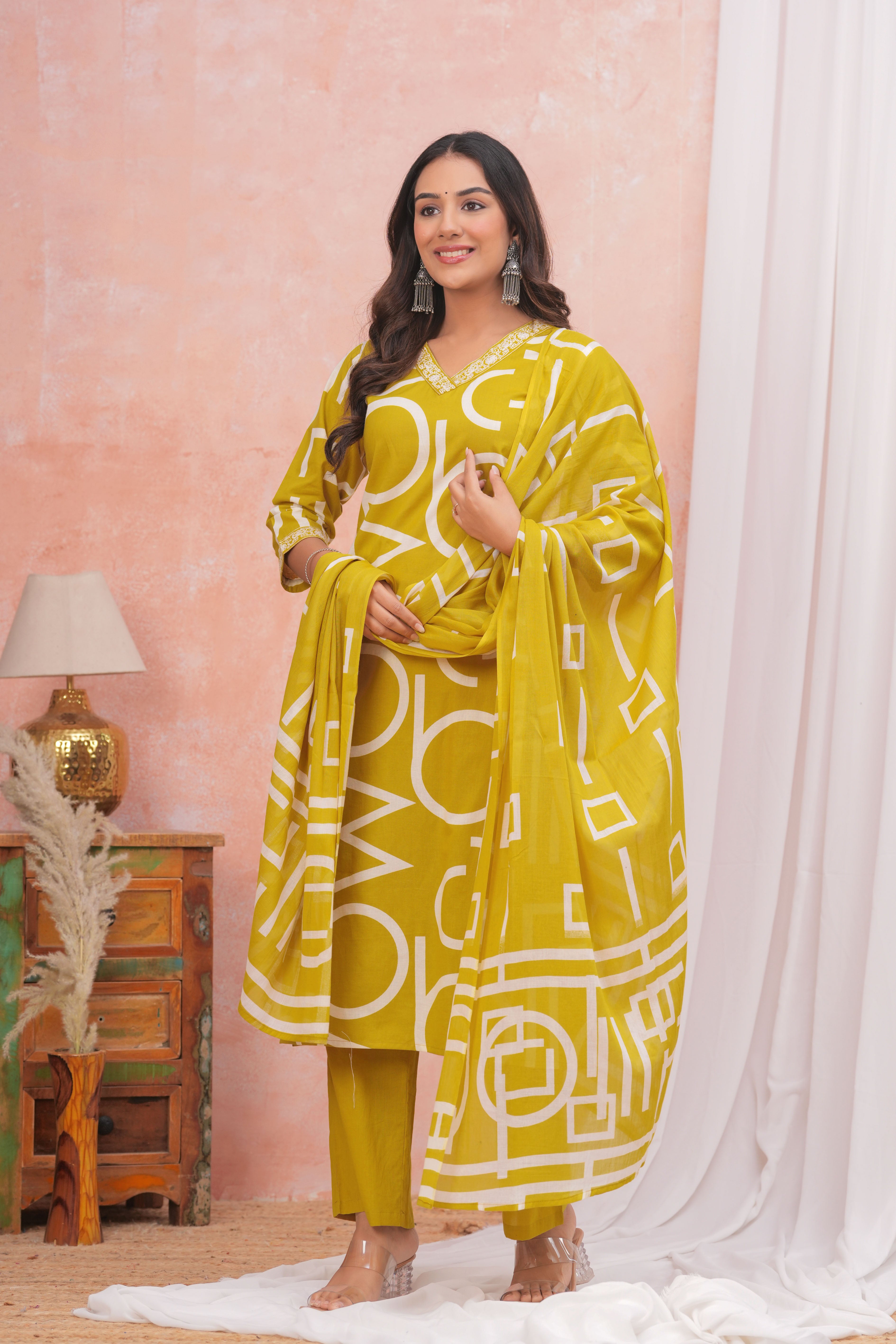 Elegant Comfort Cotton Kurta Set with Embroidery Details