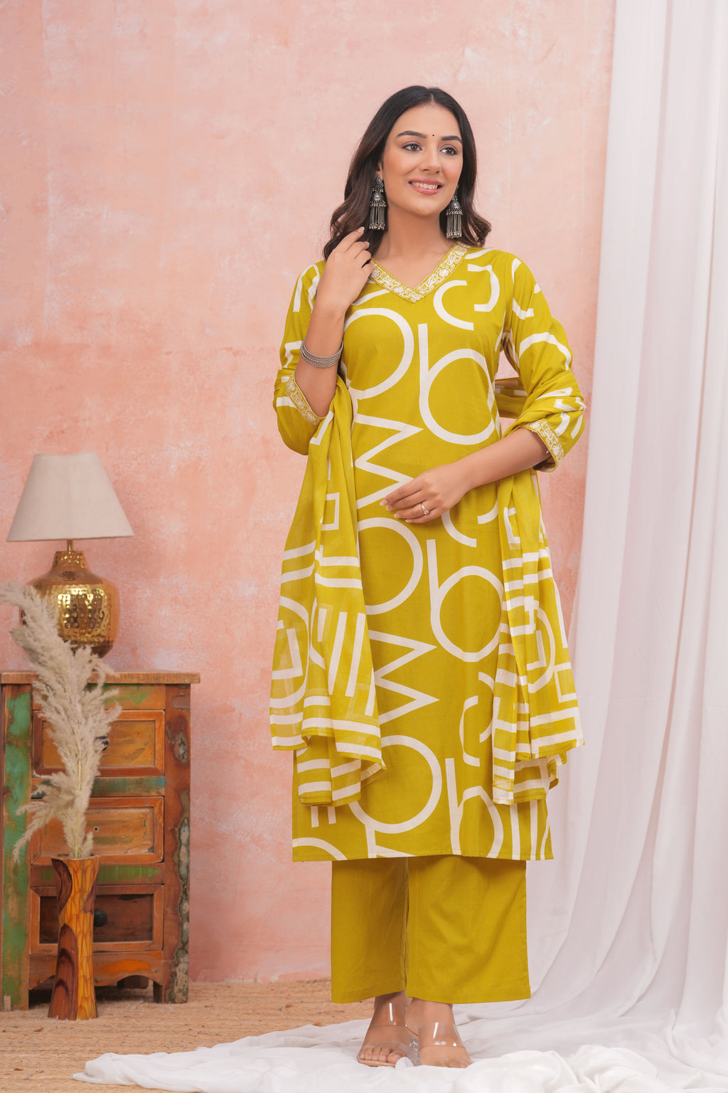Elegant Comfort Cotton Kurta Set with Embroidery Details