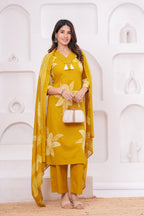 Elegant Floral Print three Piece Suit Set with Pintex V-Neck