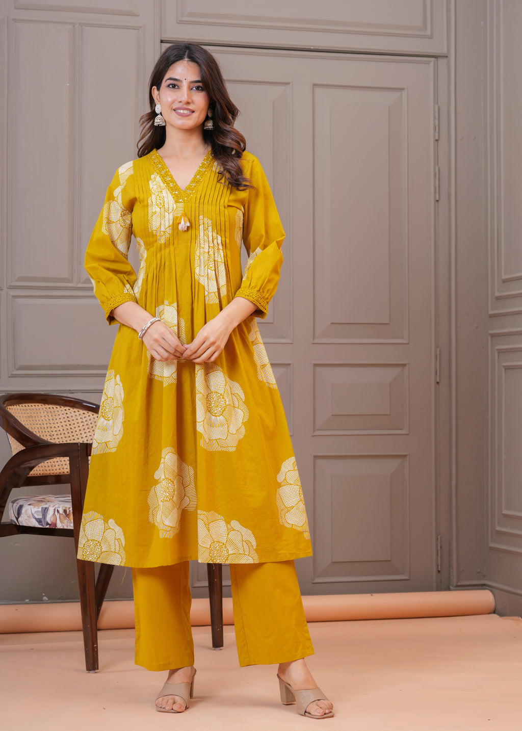 Blossom Elegance Three-Piece Set