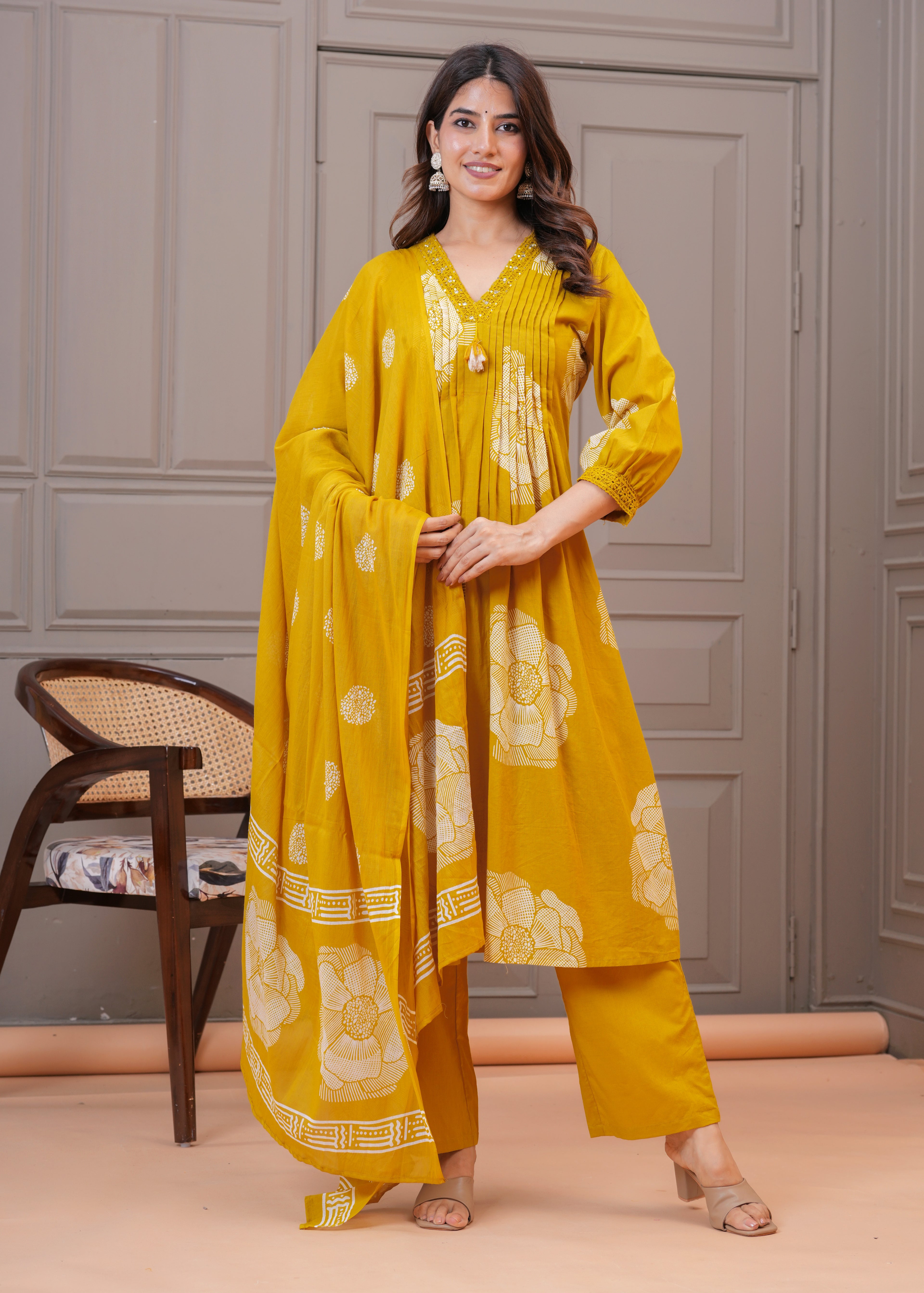 Blossom Elegance Three-Piece Set