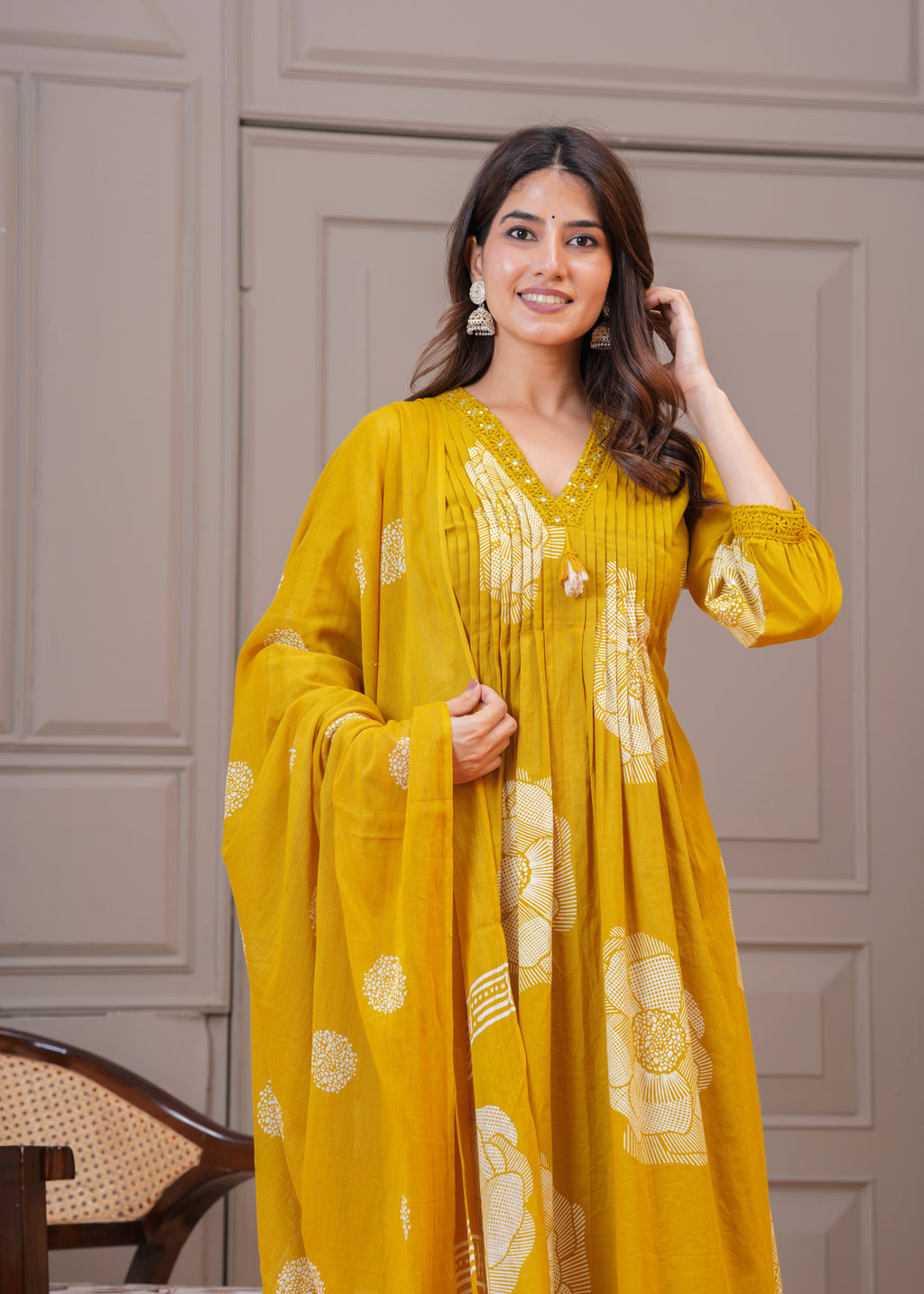 Blossom Elegance Three-Piece Set