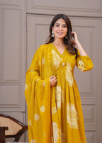 Blossom Elegance Three-Piece Set