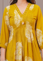 Blossom Elegance Three-Piece Set