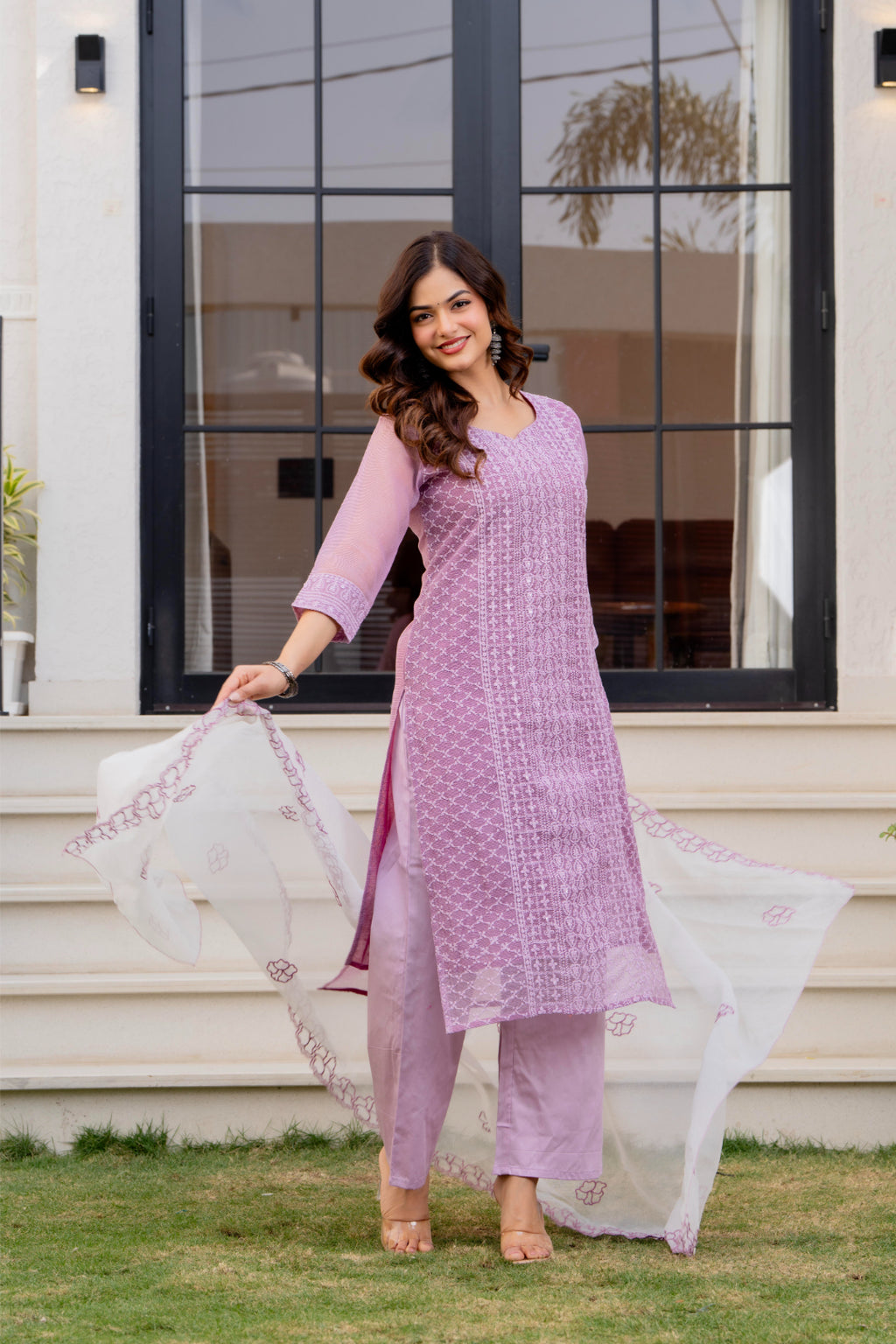 Zarizaara Special Edition:Premium Fancy Razzo Lucknowi Chikankari Kurti with Cotton Silk Pant & Embroidered Dupatta