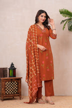 Women’s Cotton Printed Kurta Set with Embroidered Neck & Sleeves