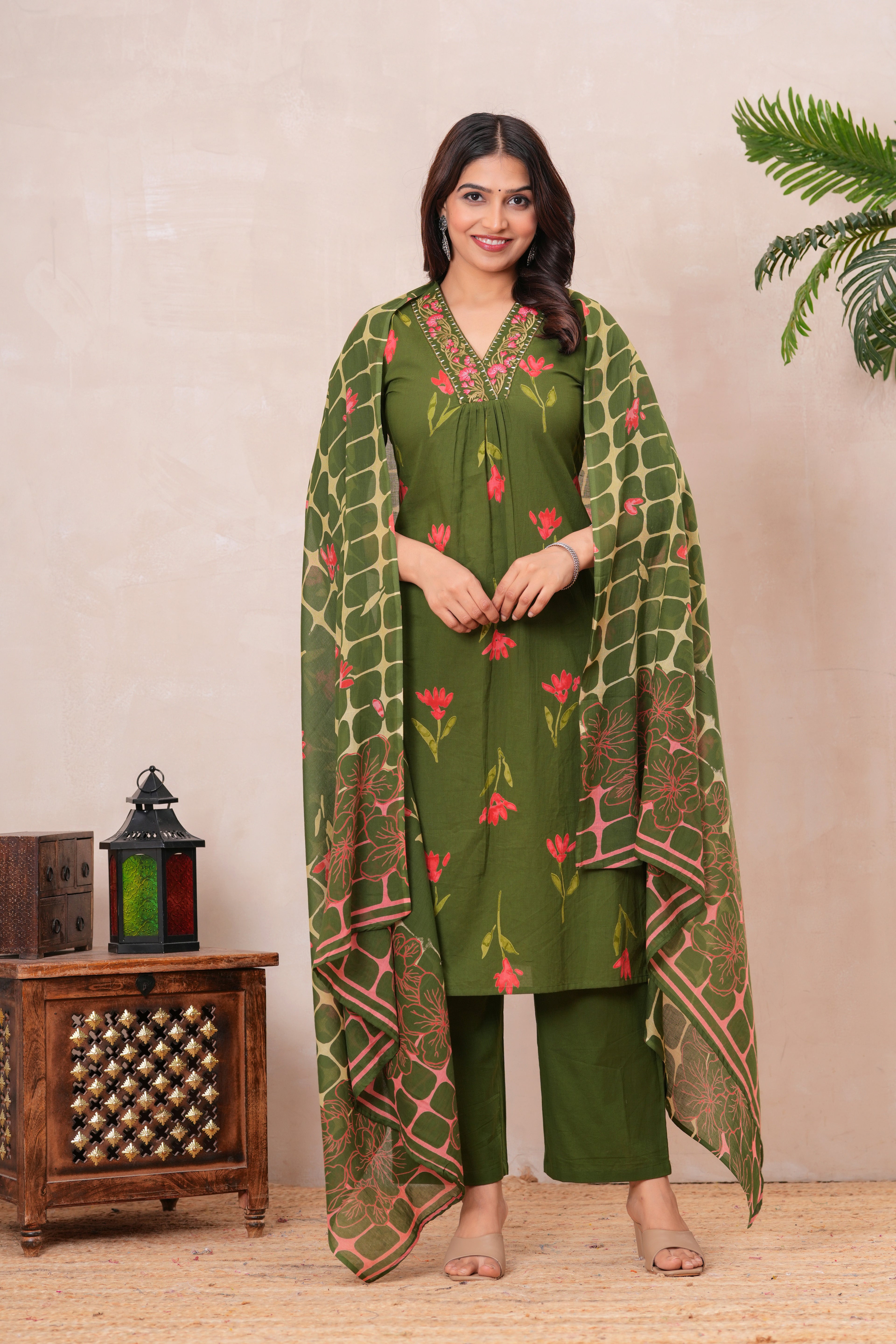 Women’s Cotton Printed Kurta Set with Embroidered Neck & Sleeves