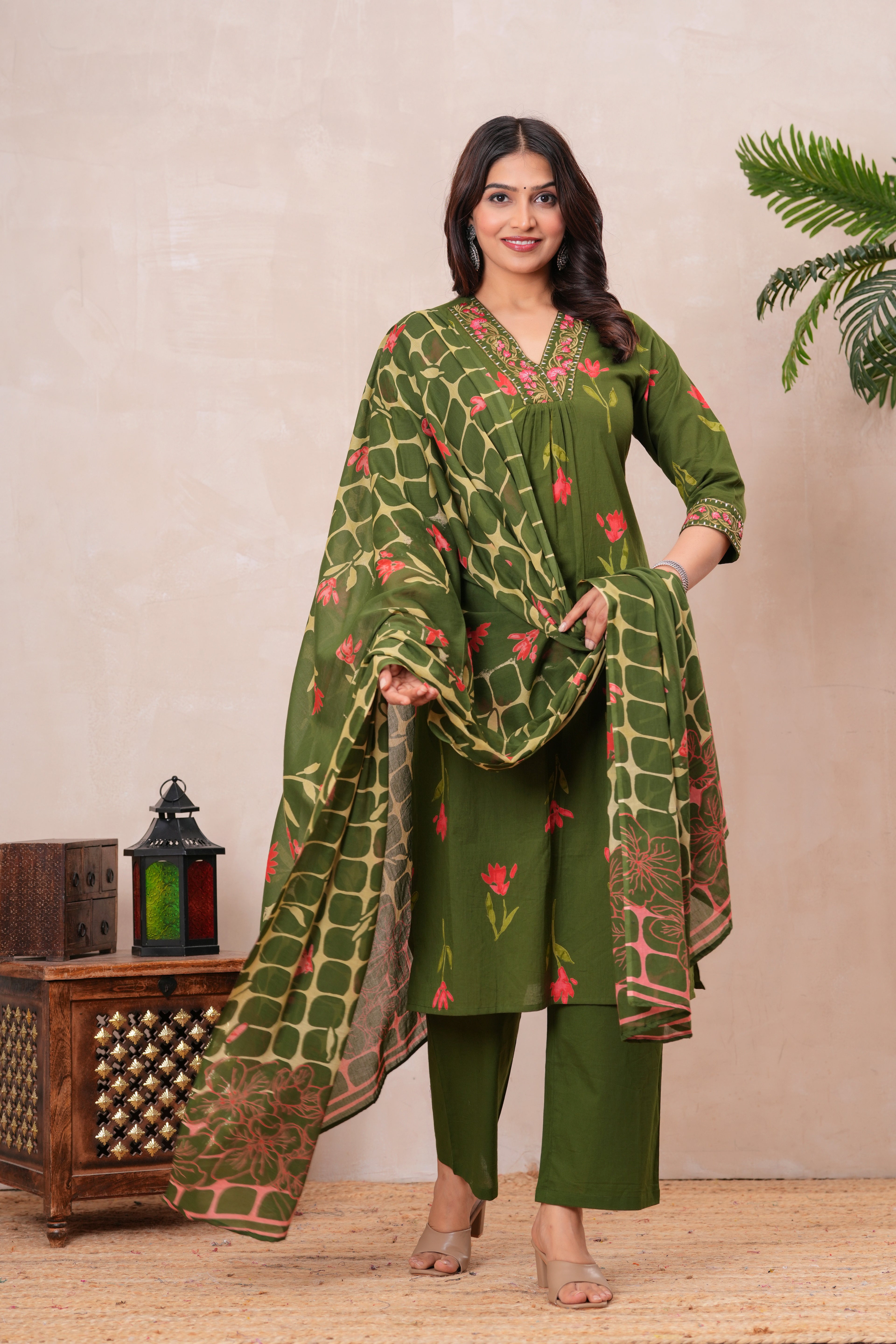Women’s Cotton Printed Kurta Set with Embroidered Neck & Sleeves
