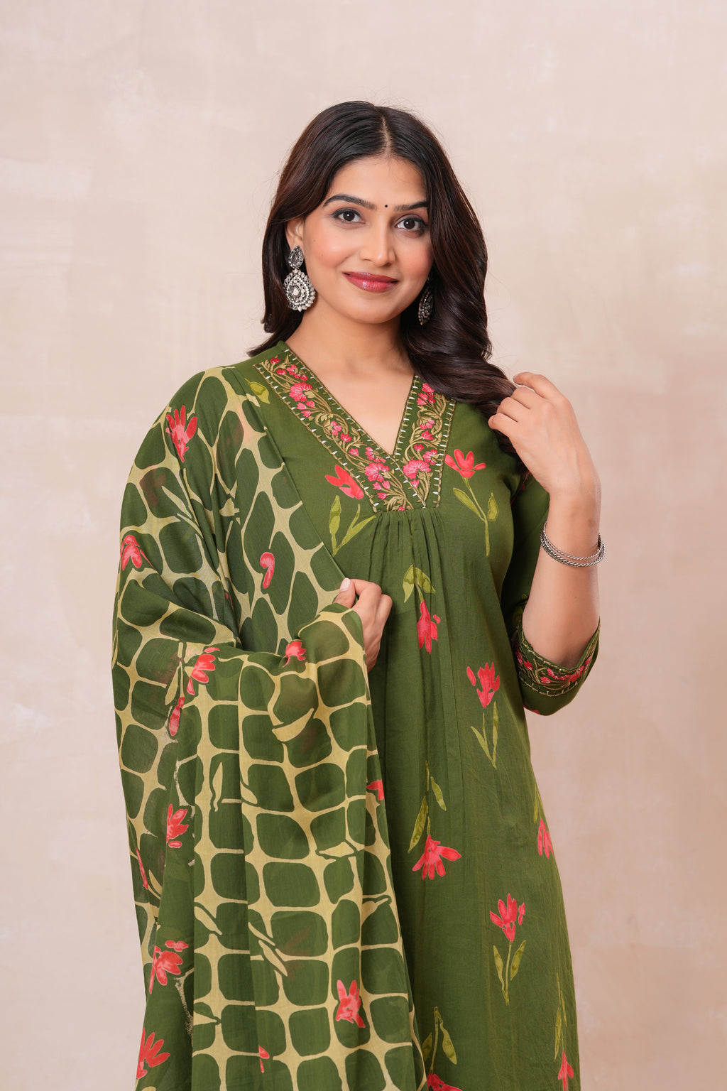 Women’s Cotton Printed Kurta Set with Embroidered Neck & Sleeves