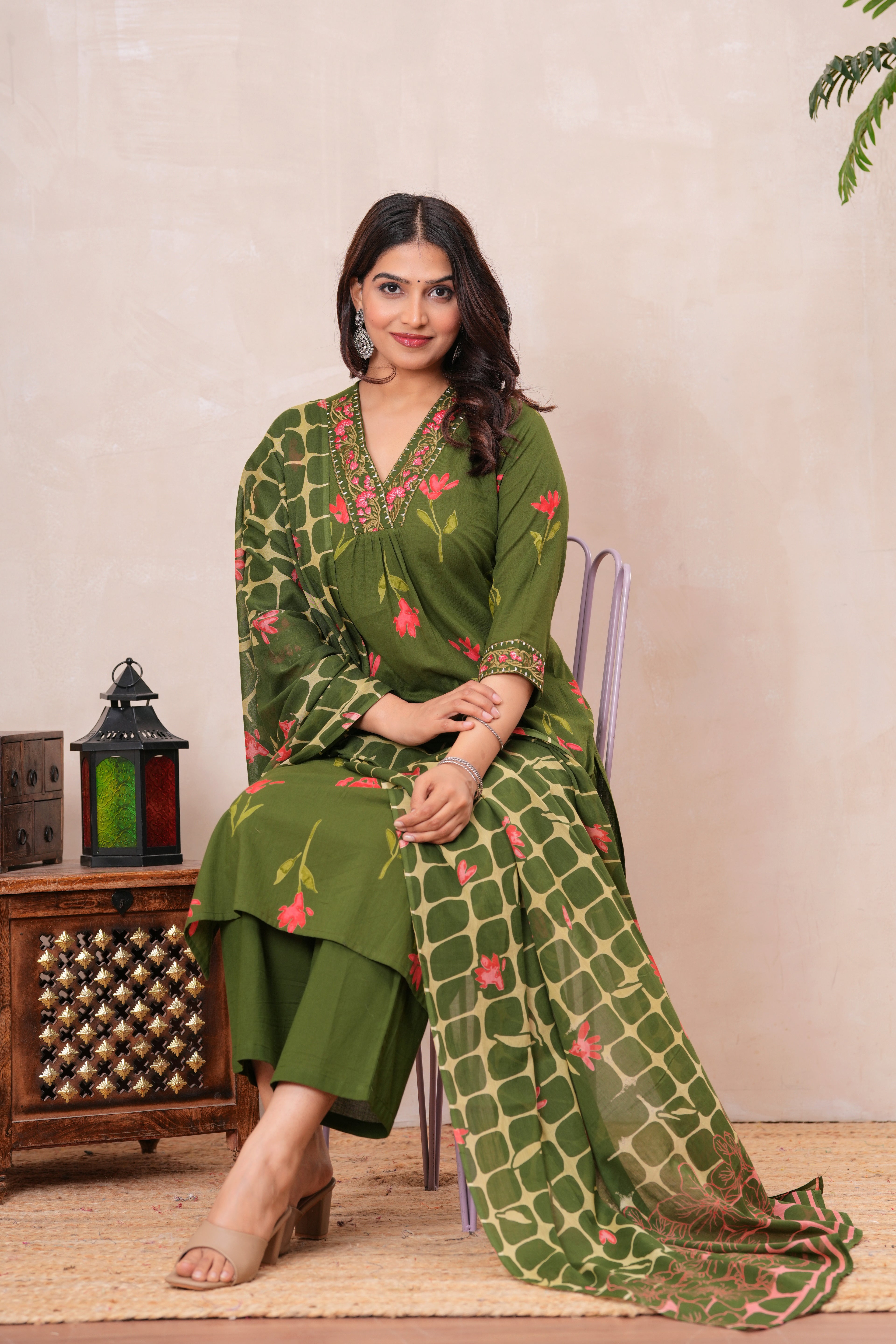 Women’s Cotton Printed Kurta Set with Embroidered Neck & Sleeves