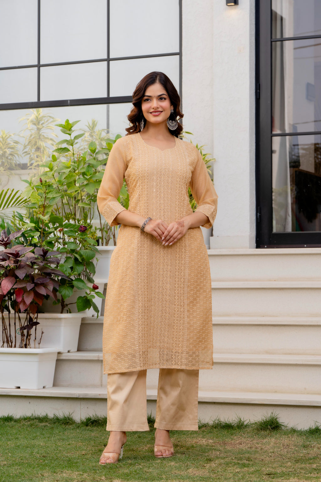 Zarizaara Special Edition:Premium Fancy Razzo Lucknowi Chikankari Kurti with Cotton Silk Pant & Embroidered Dupatta