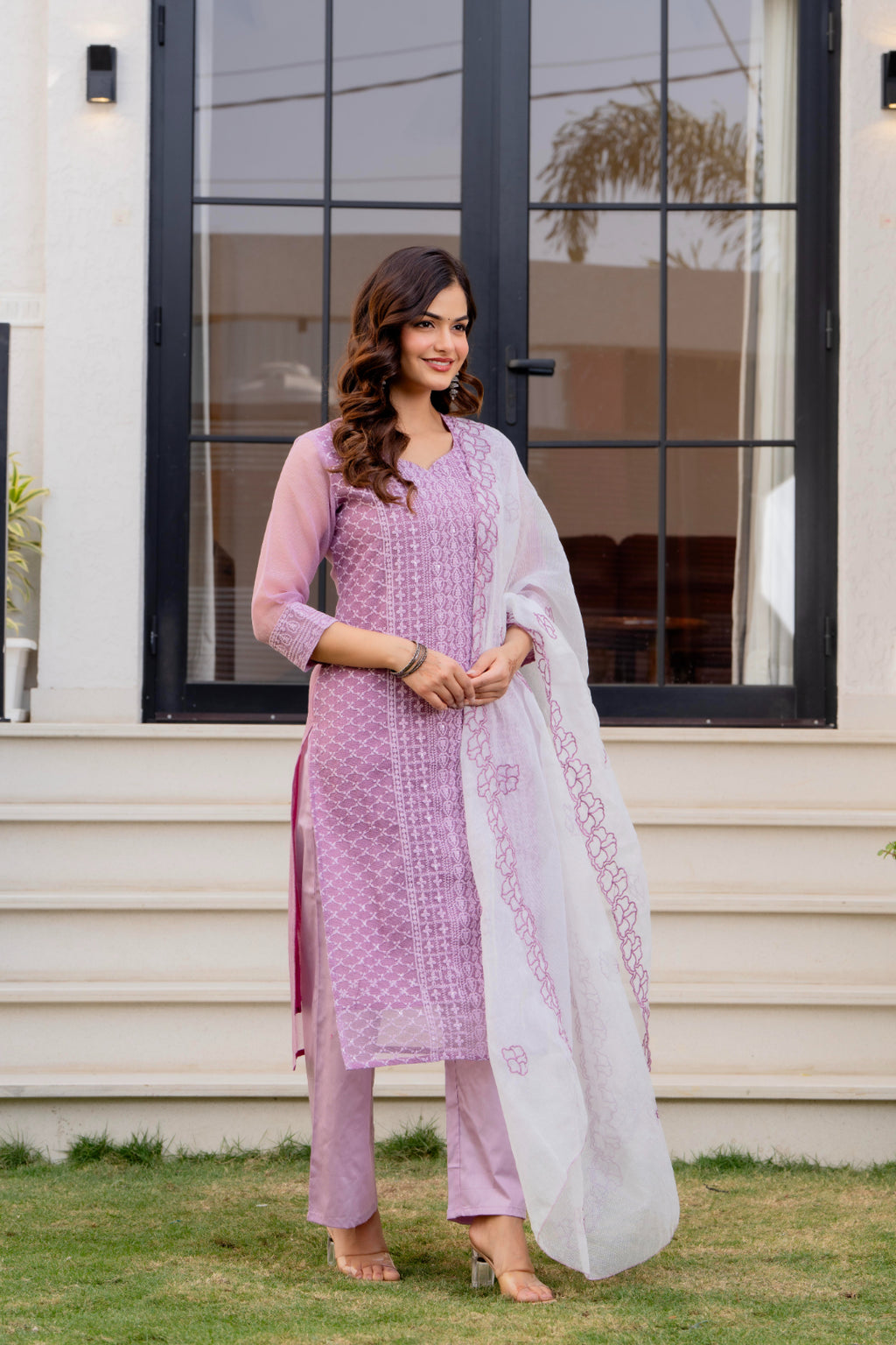 Zarizaara Special Edition:Premium Fancy Razzo Lucknowi Chikankari Kurti with Cotton Silk Pant & Embroidered Dupatta