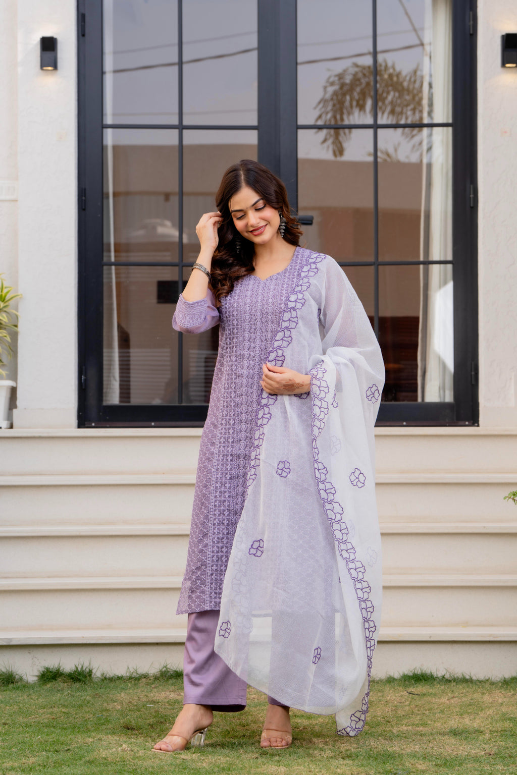 Zarizaara Special Edition:Premium Fancy Razzo Lucknowi Chikankari Kurti with Cotton Silk Pant & Embroidered Dupatta