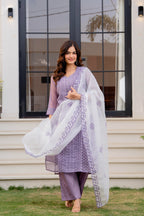 Zarizaara Special Edition:Premium Fancy Razzo Lucknowi Chikankari Kurti with Cotton Silk Pant & Embroidered Dupatta