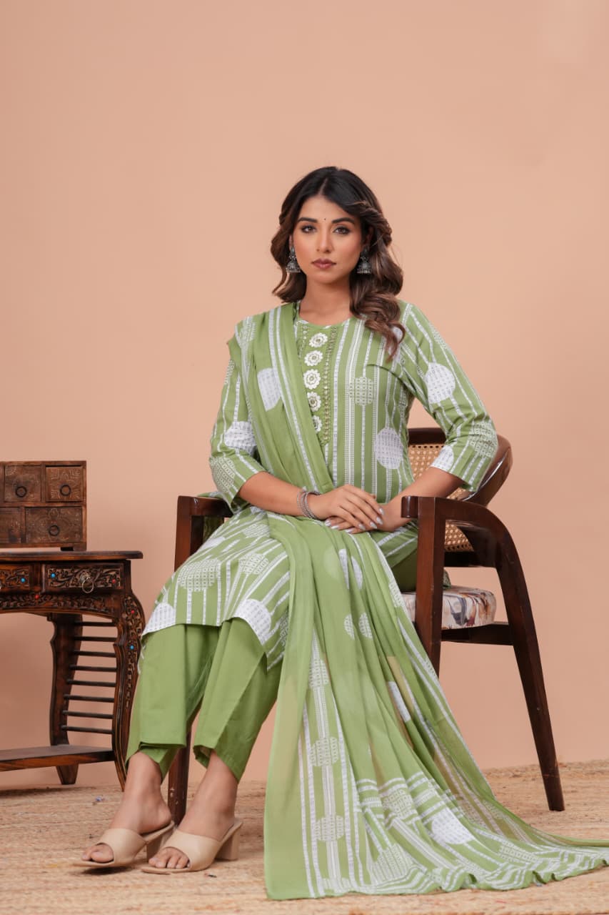 LIGHT GREEN