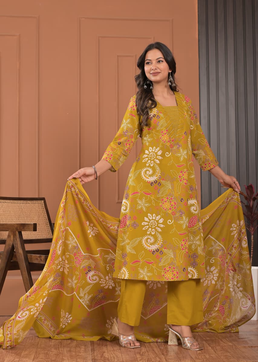 MUSTARD YELLOW